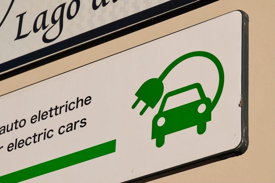 Neighbourhood, Logo/Certificate/Sign, On site, Location, Parking