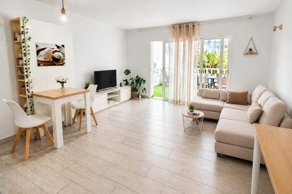 Minimalist boho-chic apartment 10 minutes from the beach Apartment in Costa Teguise