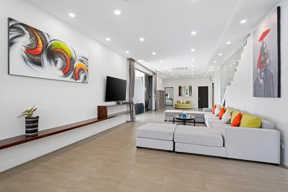 Baan Si Khao Luxury 5BR Seaview Great Location Villa in Ko Samui