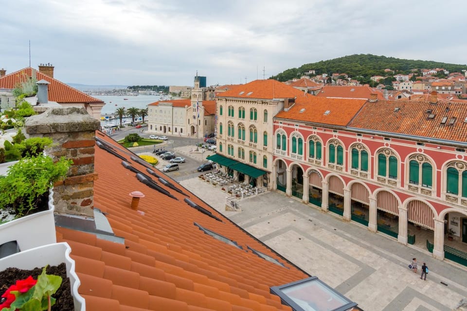 Property building, Sea view