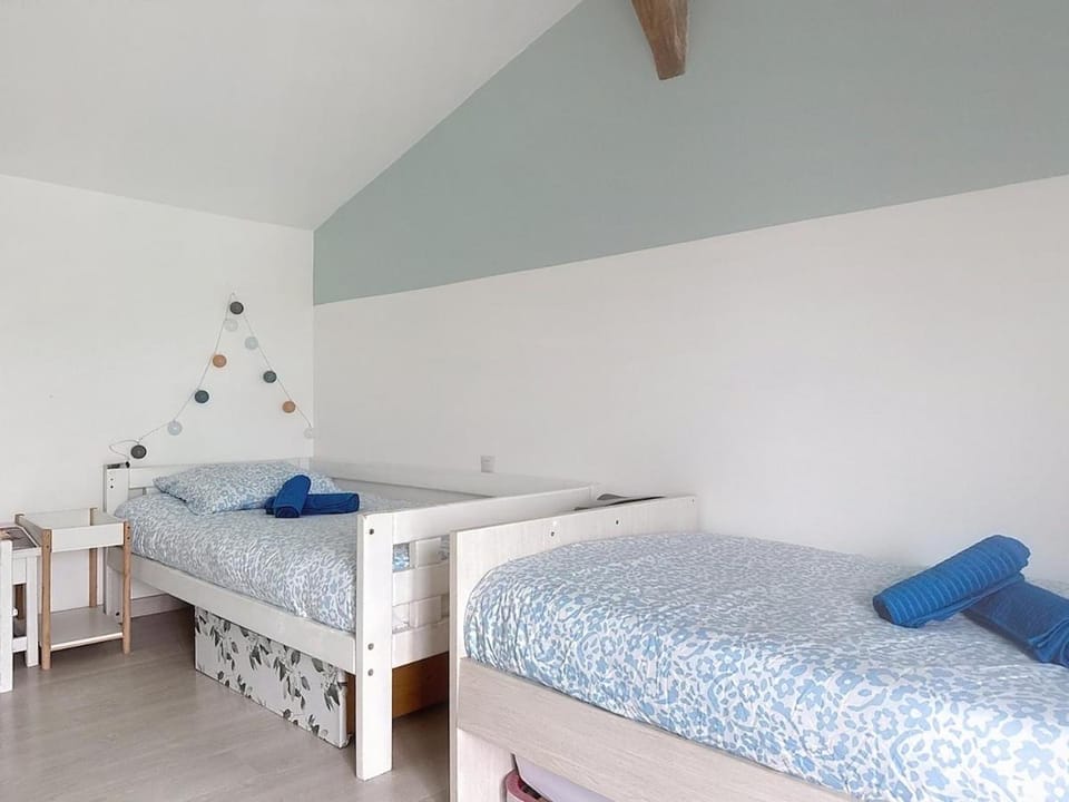 Bedroom, children