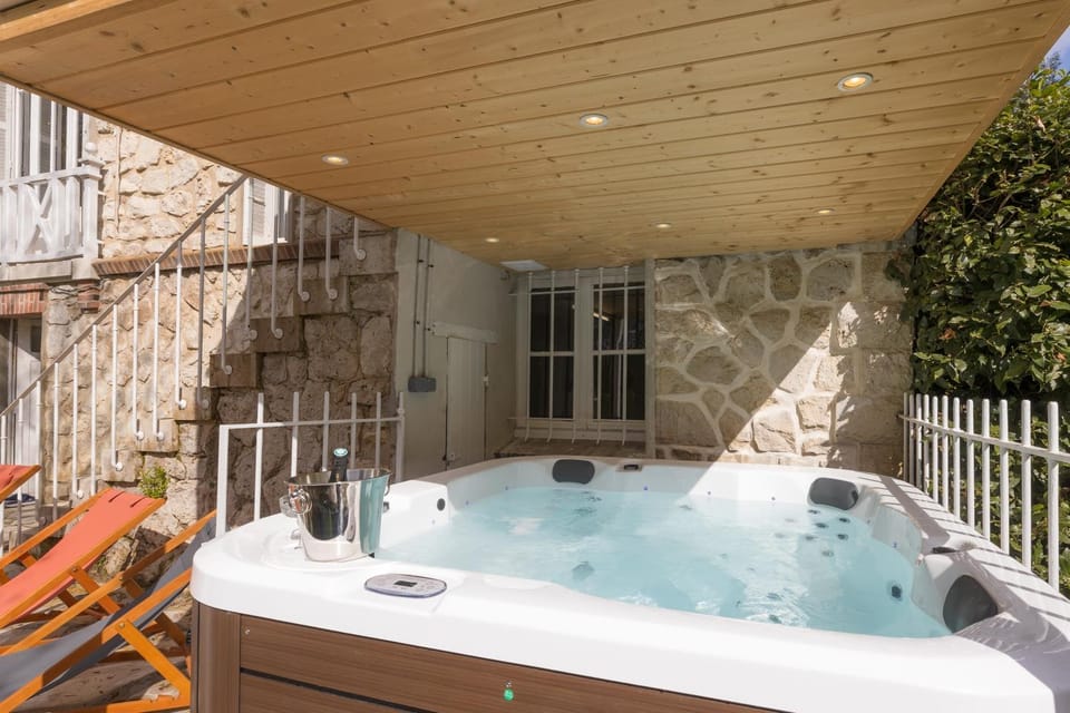 Open Air Bath