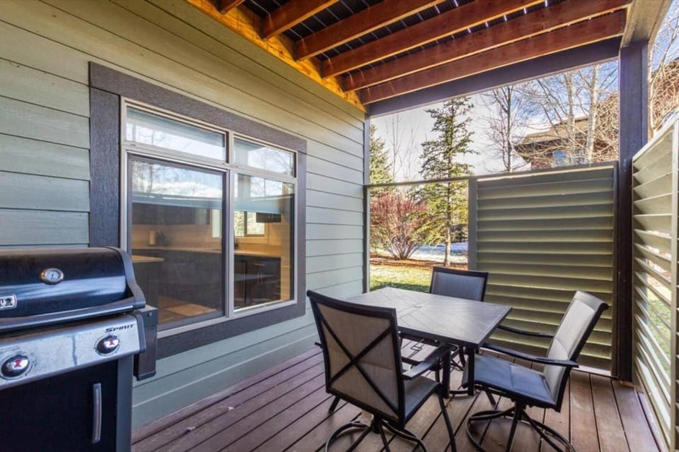 Teton Basecamp | Modern Townhome 30 min to Jackson House in Victor