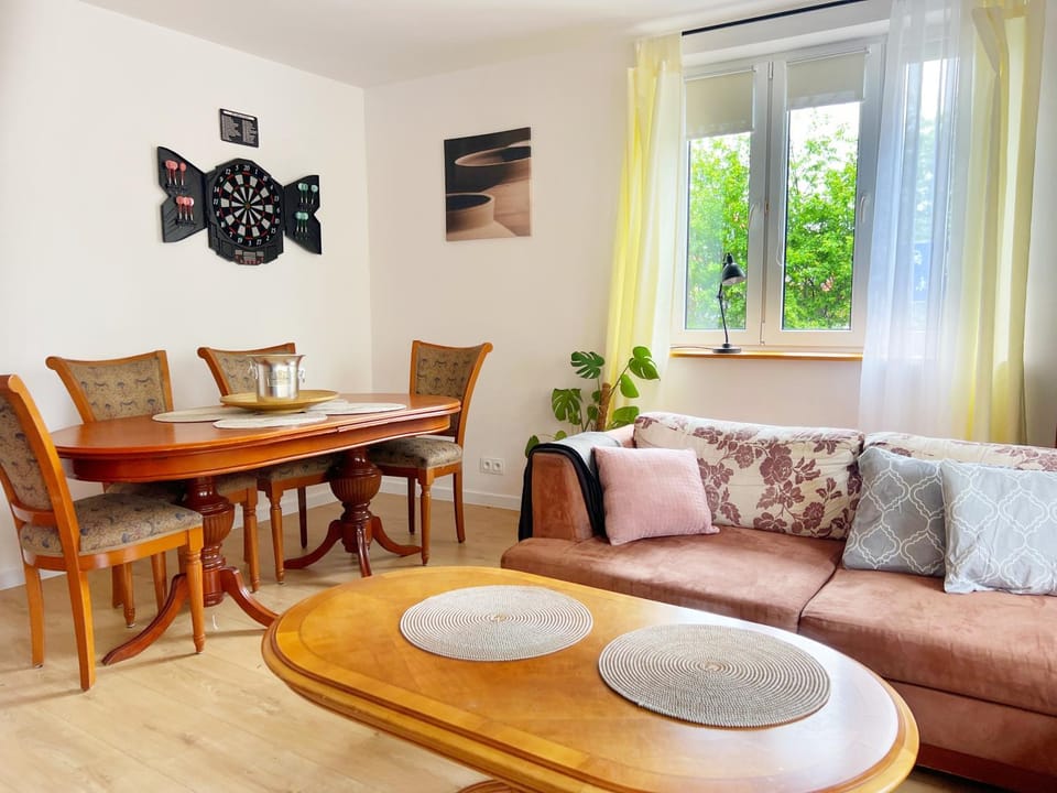 Living room, Seating area, Dining area