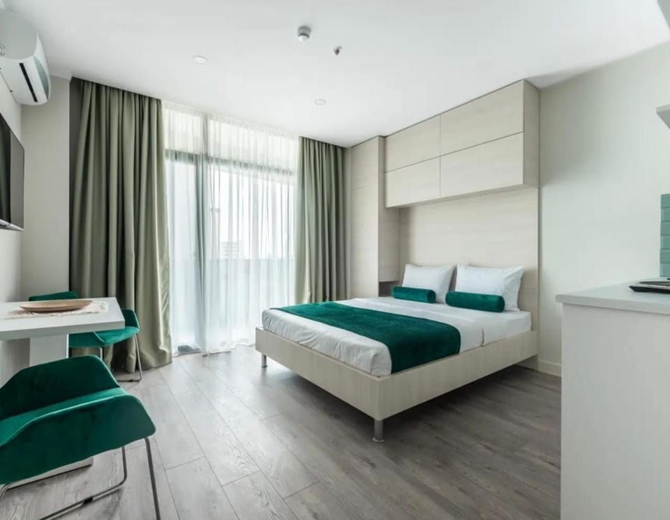 Green side Apartment in Batumi