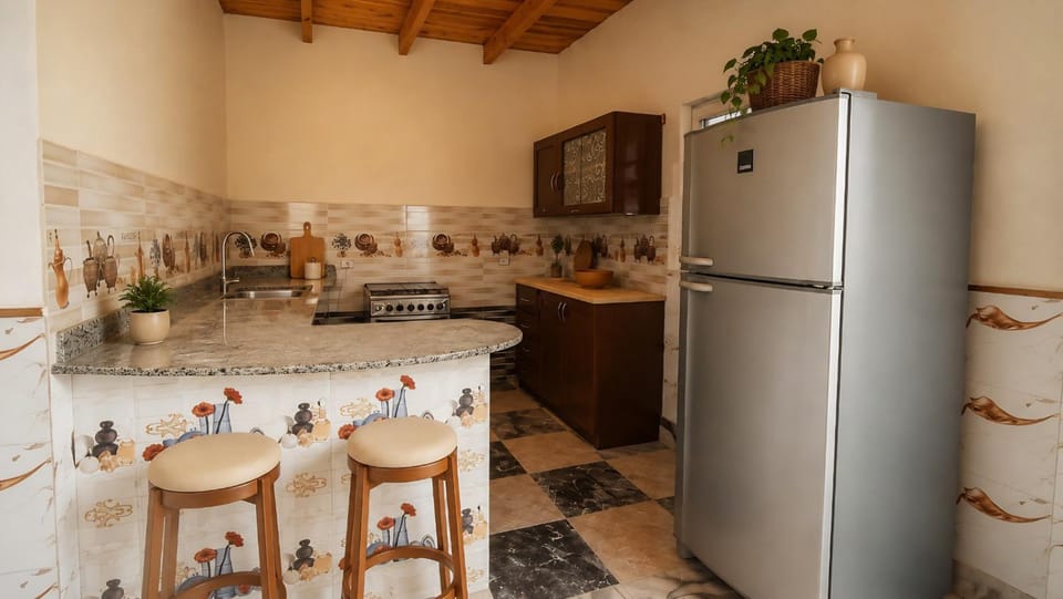 Kitchen or kitchenette, kitchen, kitchen