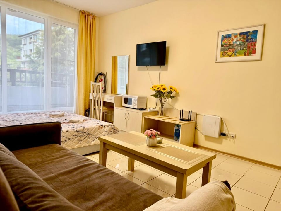 Harmony Hills Tomovi Apartament F22 Apartment in Varna Province
