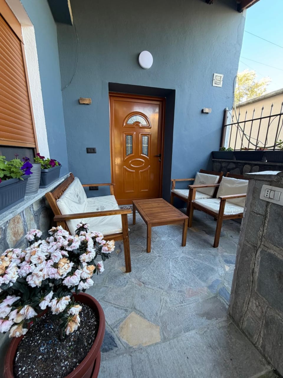 Property building, Patio