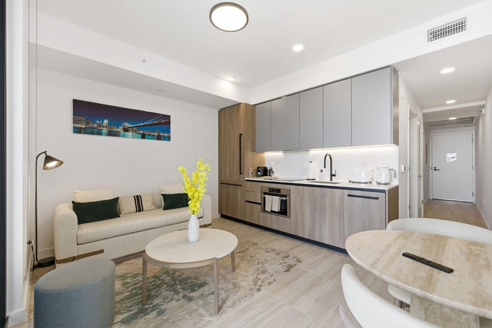 Kitchen or kitchenette, Living room