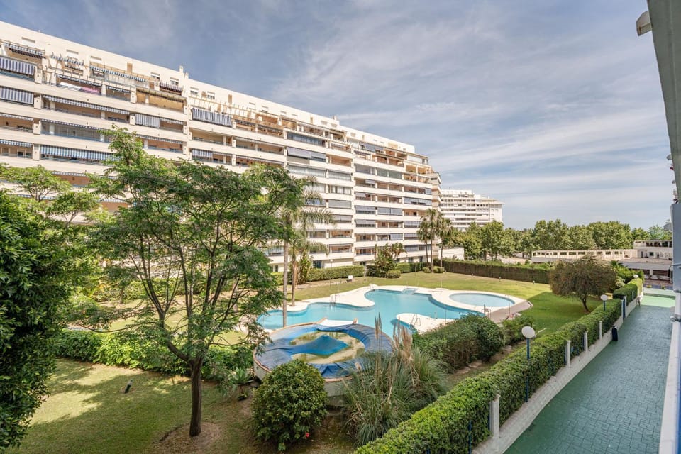 Balcony/Terrace, Balcony/Terrace, Pool view, Swimming pool