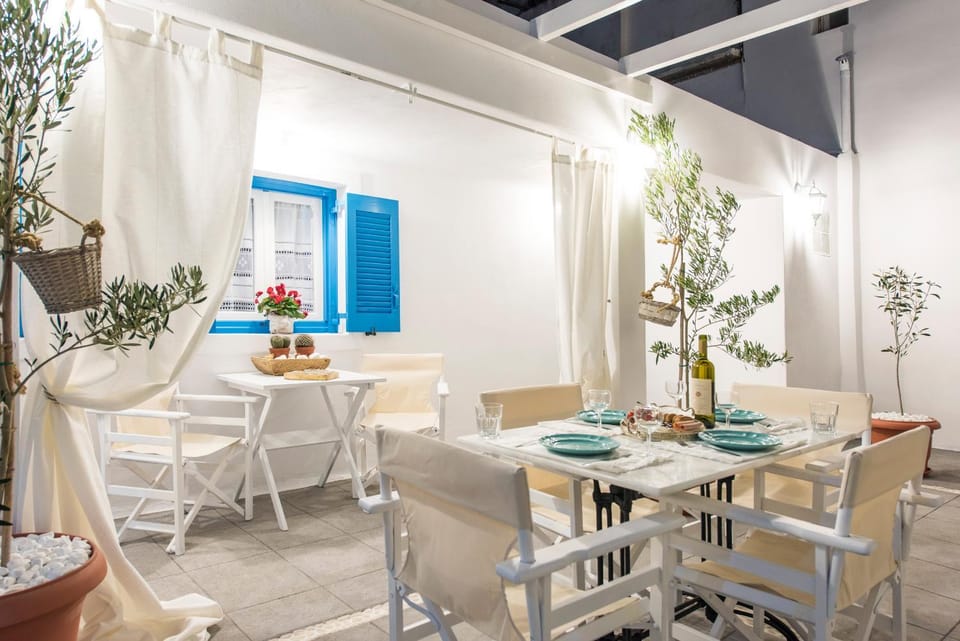 Patio, Balcony/Terrace