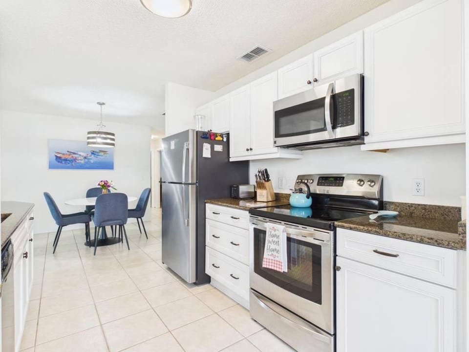 Relaxing Rio Ranchero House with Golf Cart House in The Villages