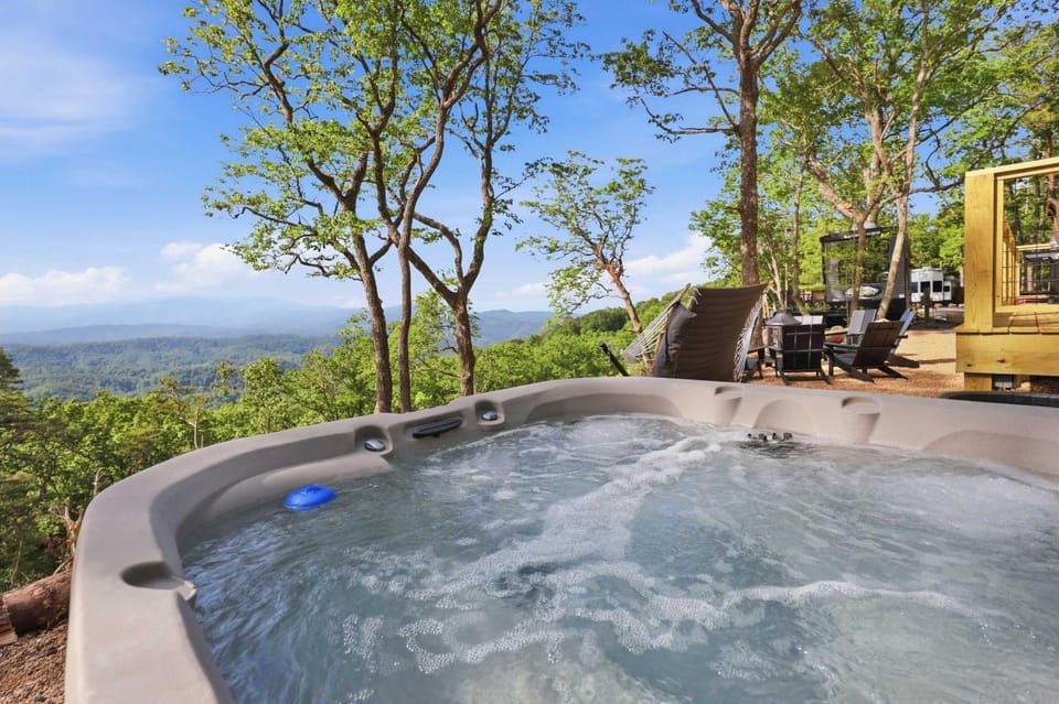 Gorgeous views of the Smoky Mountains Family House in Great Smoky Mountains