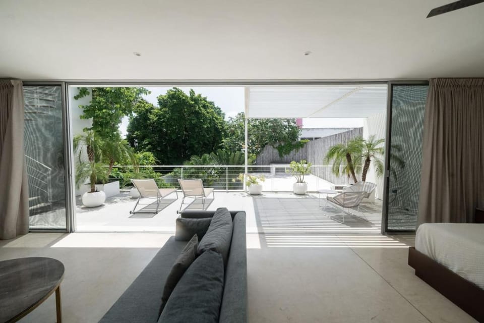Casa Bardol Modern design home in Santa Lucia House in Merida