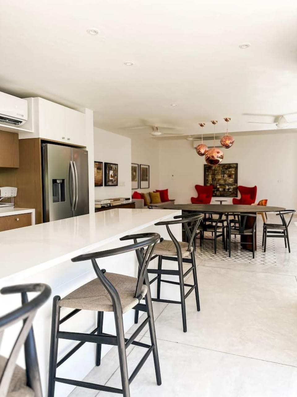 Kitchen or kitchenette, Living room, Dining area