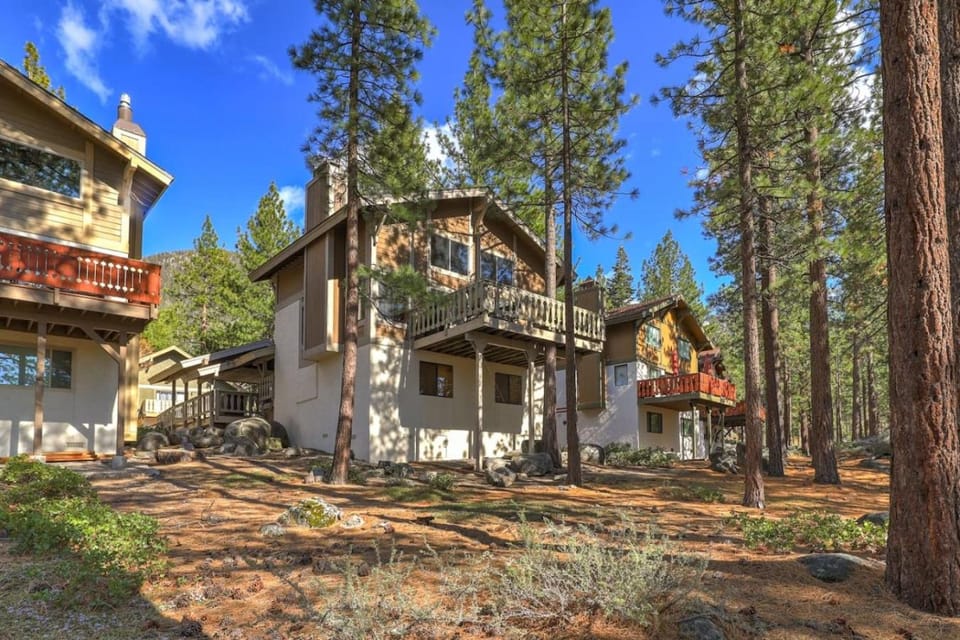 House of Tyrol 4 bedroom home with Lake Views House in South Lake Tahoe