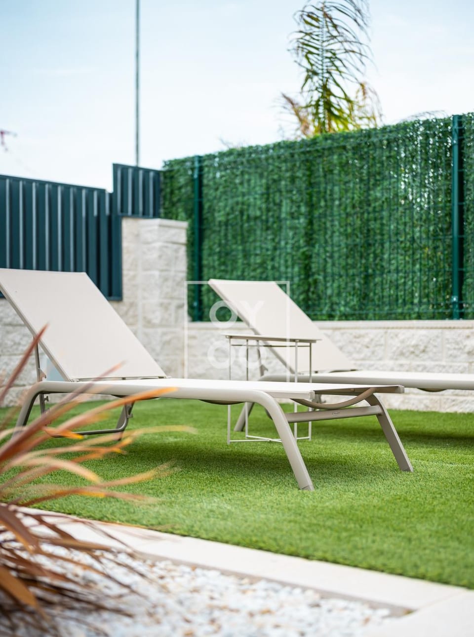 Garden, sunbed