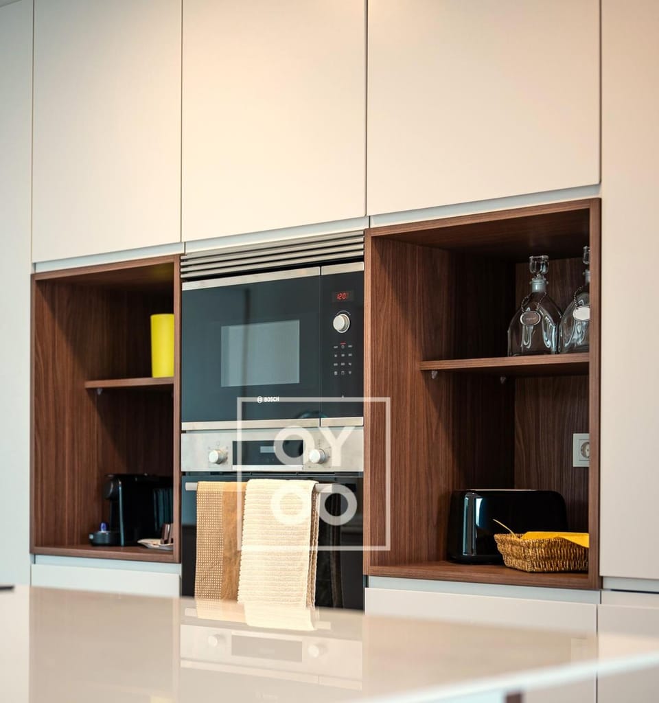 Kitchen or kitchenette, microwave, oven, toaster