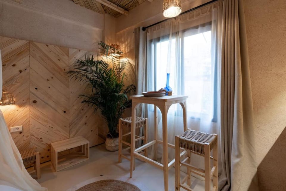 Tropical Haven In Beirut Apartment in Africa