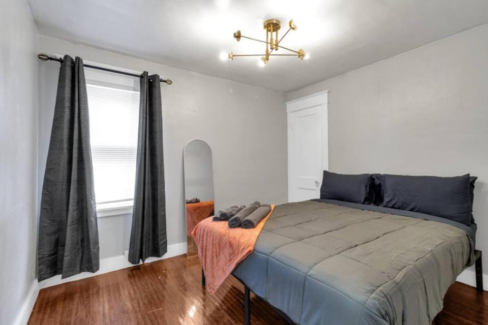 Prestige 2BR Suite Apartment in Cheektowaga