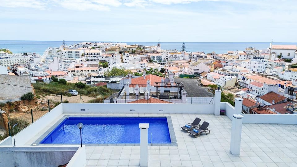 Sea view, Swimming pool