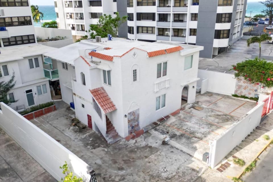 Walking to the beach in Condado Conv5 Apartment in San Juan