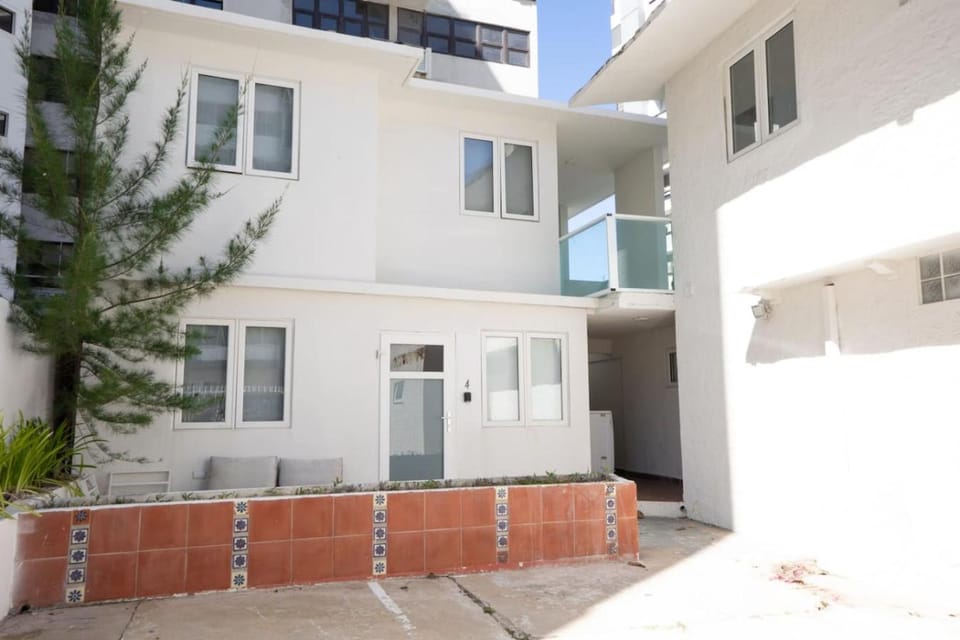 Walking to the beach in Condado Conv5 Apartment in San Juan