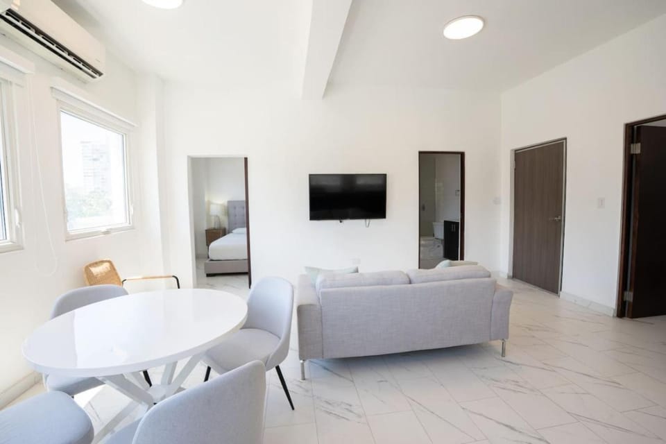 Living room, Dining area