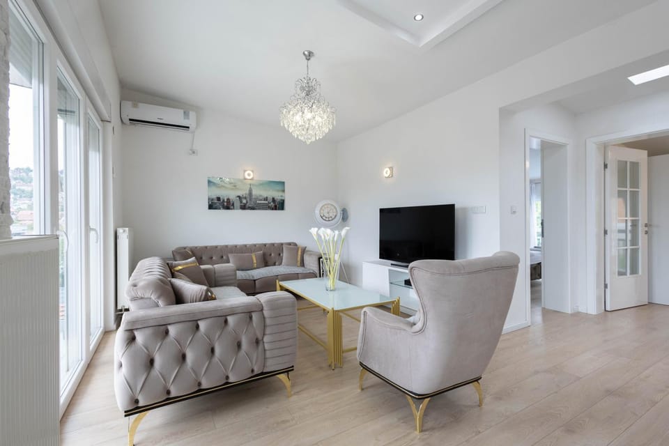 TV and multimedia, Living room, air conditioner