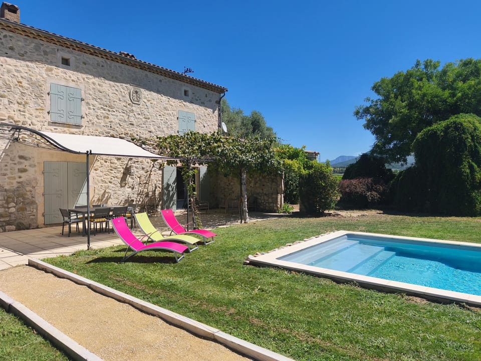 Bastide de la Rivelle - Demeure de charme en Drôme provençale House in Provence