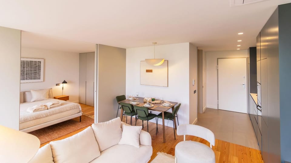 Living room, Dining area, wardrobe