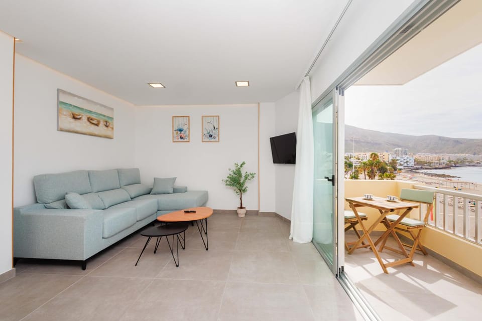 TV and multimedia, Balcony/Terrace, Living room, Sea view