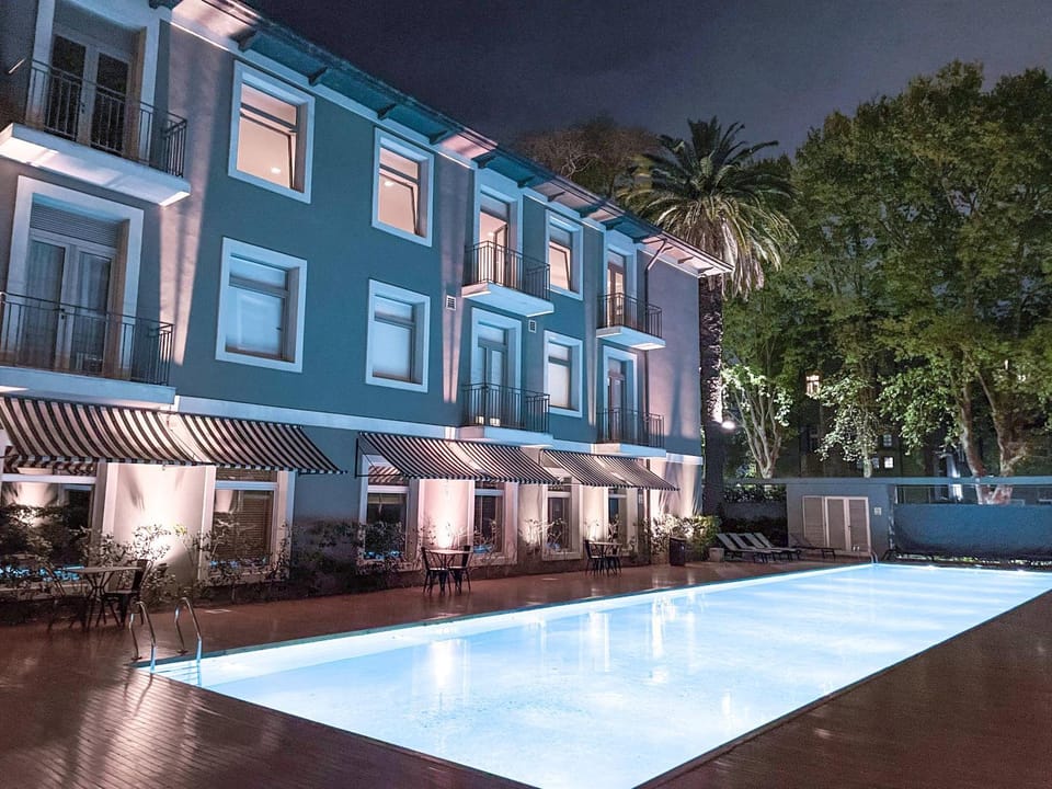 Garden, Balcony/Terrace, Dining area, Swimming pool