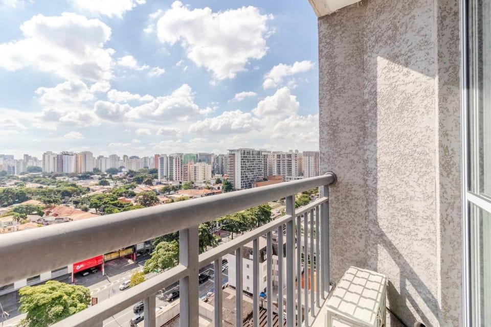 CON1313. Dois Quartos, raridade em MOEMA Apartment in Sao Paulo City