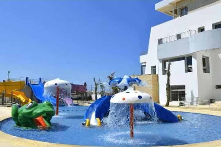 Aqua park, Swimming pool