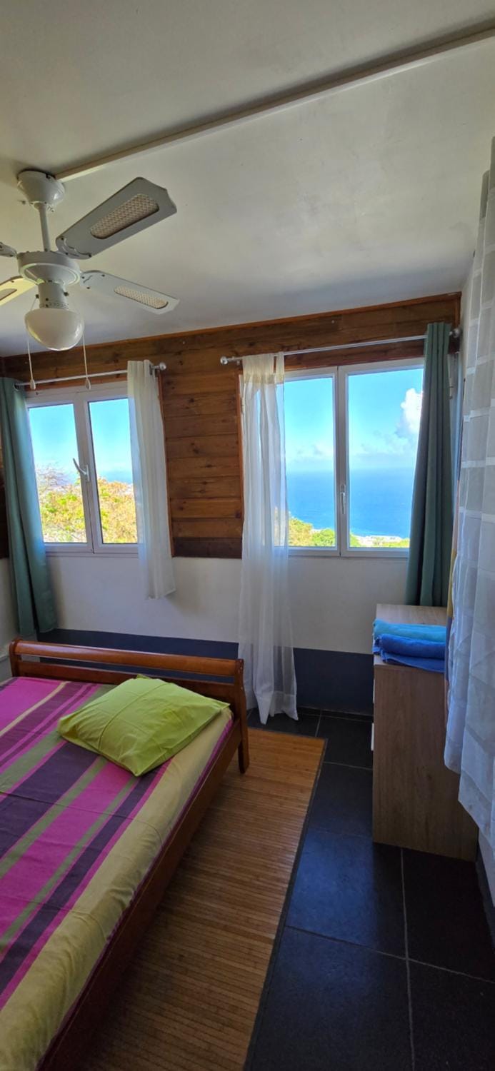 Soleil au clin d'œil de l'océan Apartment in Réunion