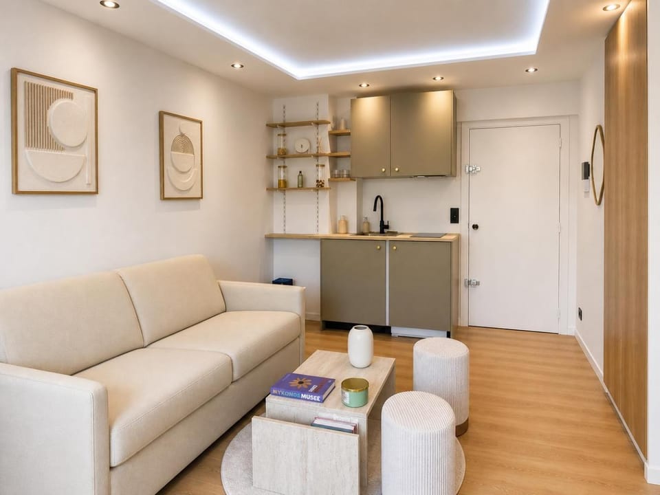 Kitchen or kitchenette, Seating area