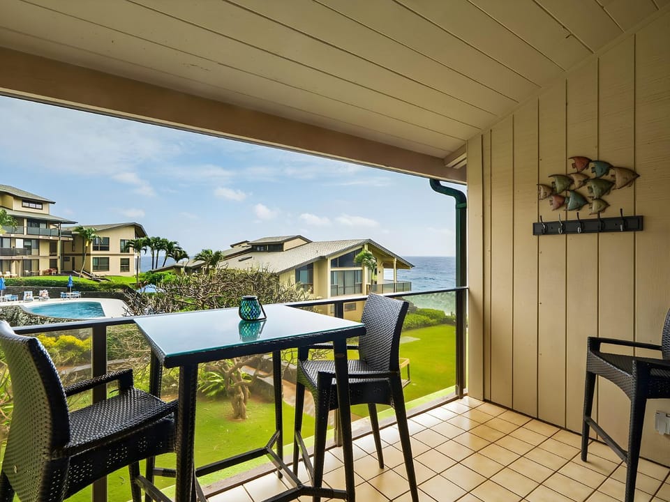 Makahuena at Poipu - 5BR Oceanfront - Sleeps 12 House in Poipu