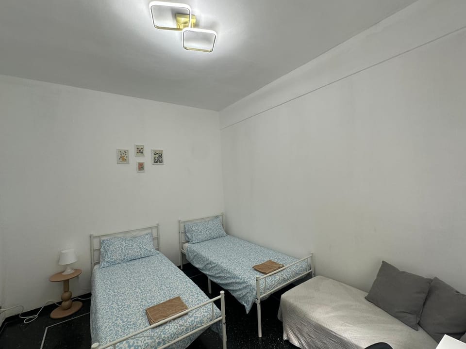 Entire Apartment near centrum Apartment in Genoa