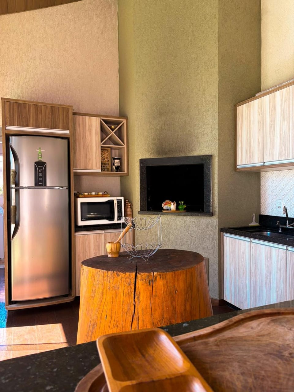 BBQ facilities, oven, stove