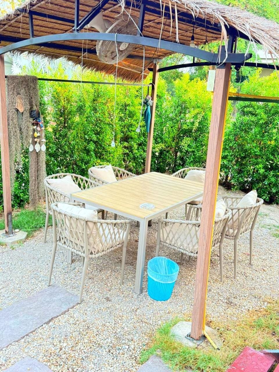 Patio, Garden