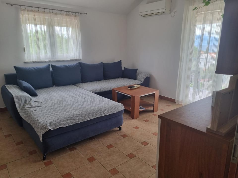 Apartments Jadranka Apartment in Primorje-Gorski Kotar County