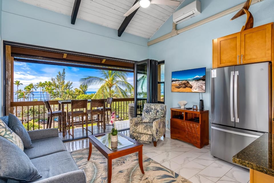 Maui Vista #1-418 Ocean View/Pickle Ball Courts, Close to the Beach, Wifi Apartment in Kihei