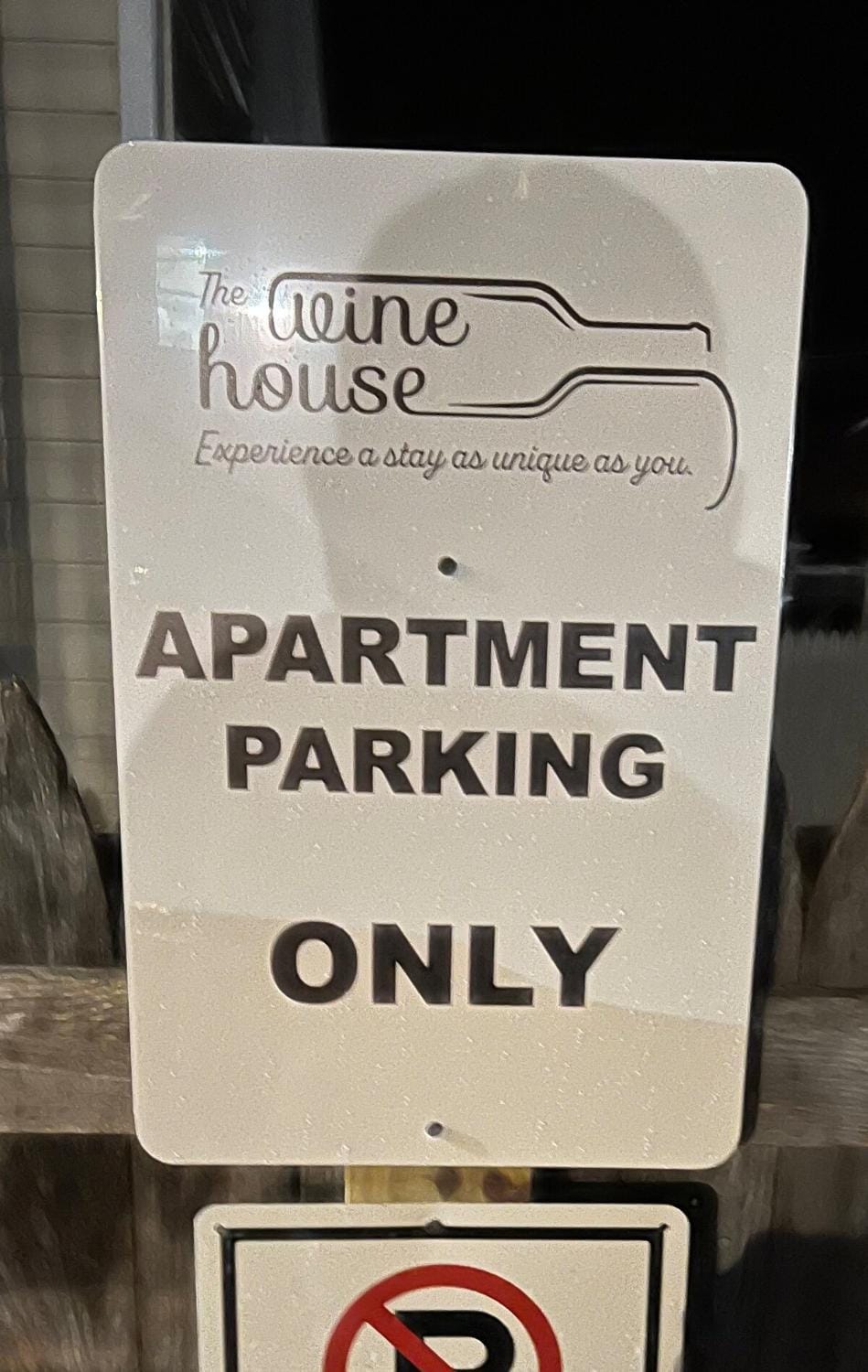 The Wine House Apartment in Warwick