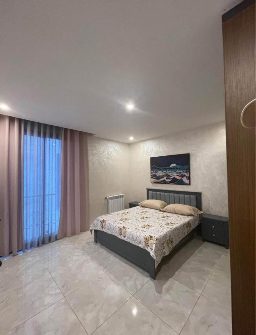 Luxueux F2 au Cœur du Boulevard des Lions Apartment in Oran