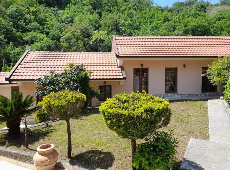 CanjFamilyResort Apartment in Budva Municipality