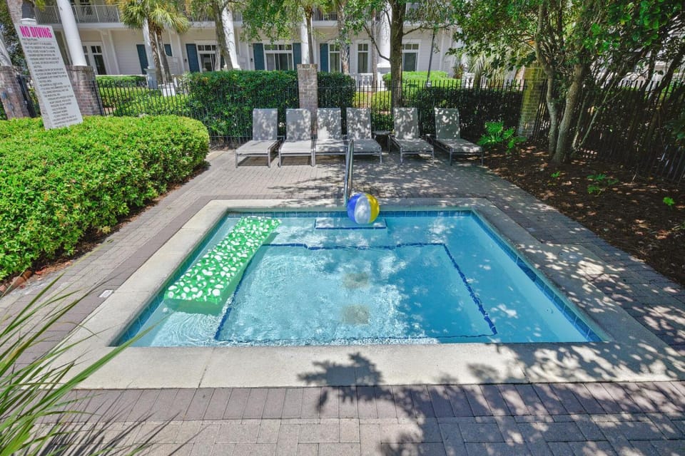 Bahia 4423- Changes in Latitudes House in Miramar Beach