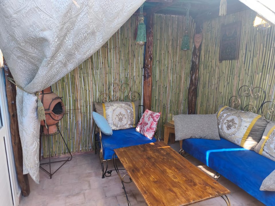 Patio, Balcony/Terrace