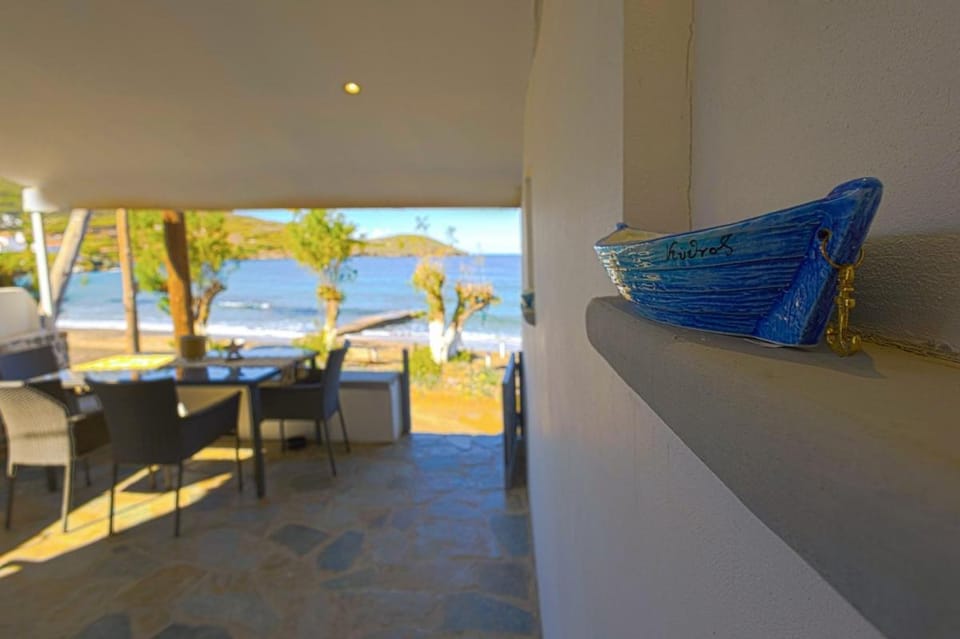 Lontos Luxury Seaside House House in Kea-Kythnos