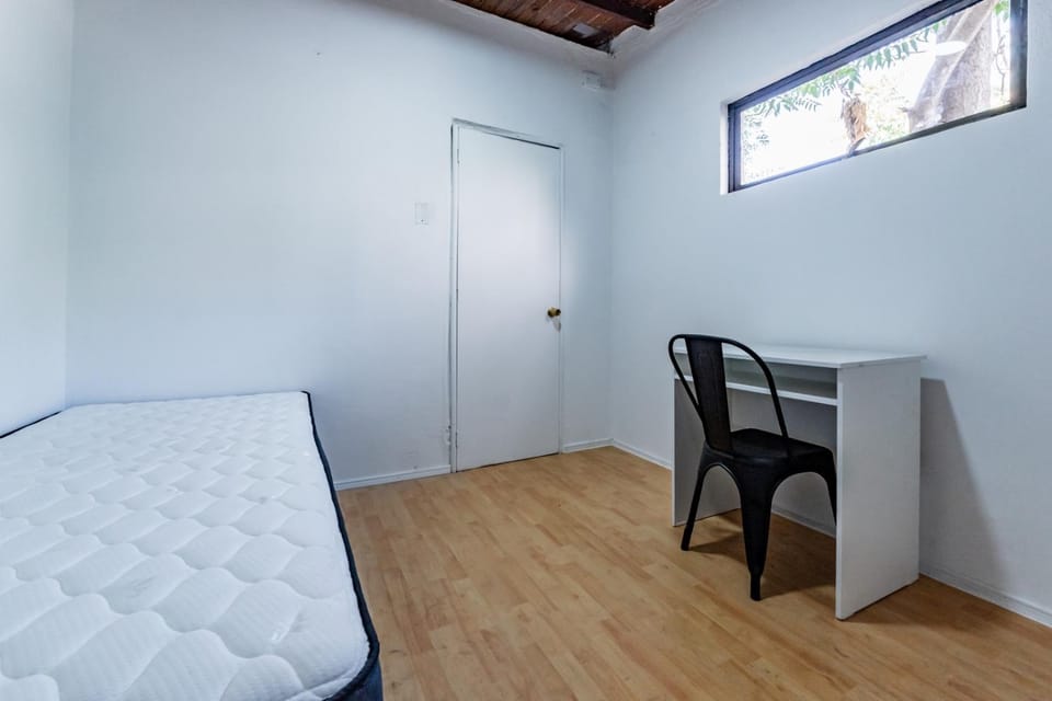 Habitación amoblada a pasos del Metro Inés de Suarez Bed and Breakfast in Providencia